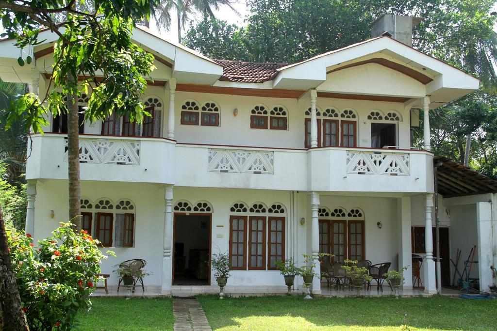 Gudsmith Home Negombo Exteriör bild